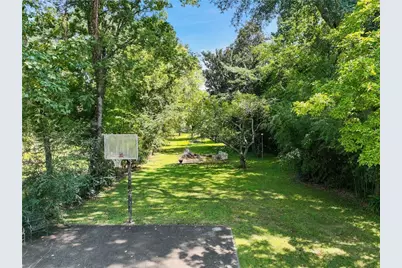 1741 Meadowdale Avenue NE, Atlanta, GA 30306 - Photo 30