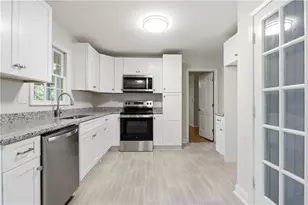 1215 Lake Crest Terrace, Roswell, GA 30075 - Photo 14