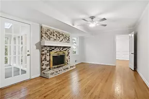 1215 Lake Crest Terrace, Roswell, GA 30075 - Photo 8
