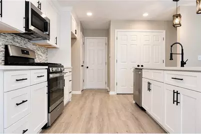 510 Parkstone Lane, Woodstock, GA 30189 - Photo 6