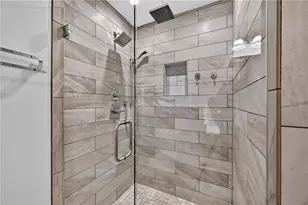 3009 Greenoaks Cir NE, Atlanta, GA 30345 - Photo 16