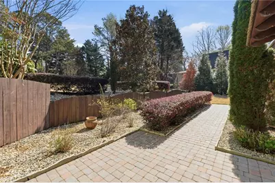 1066 Bridgewater Walk, Snellville, GA 30078 - Photo 34