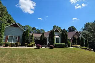1066 Bridgewater Walk, Snellville, GA 30078 - Photo 2