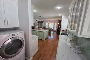 1066 Bridgewater Walk, Snellville, GA 30078 - Photo 16