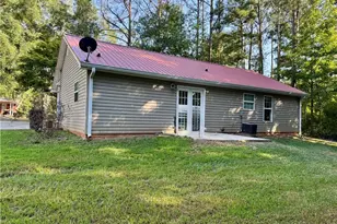 101 Mineral Springs Rd, Waco, GA 30182 - Photo 2