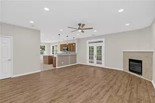 6380 Stonelake Dr, Atlanta, GA 30331 - Photo 4