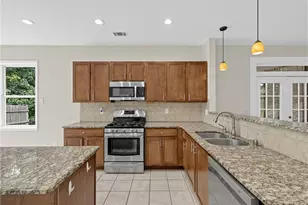 6380 Stonelake Dr, Atlanta, GA 30331 - Photo 10