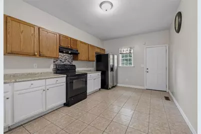 845 Mildred Place, Atlanta, GA 30318 - Photo 8