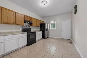 845 Mildred Pl, Atlanta, GA 30318 - Photo 8