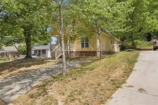 845 Mildred Pl, Atlanta, GA 30318 - Photo 2