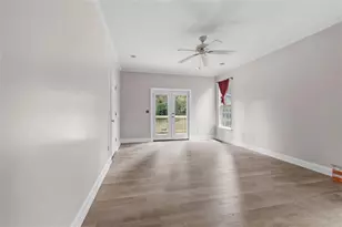 845 Mildred Pl, Atlanta, GA 30318 - Photo 12