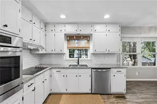 6855 Ramundo Dr, Atlanta, GA 30360 - Photo 10