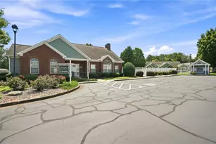 2112 Carefree Cir, Marietta, GA 30062 - Photo 20