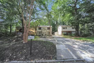1071 Standard Dr NE, Brookhaven, GA 30319 - Photo 4