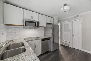 21 Delmont Dr NE, Atlanta, GA 30305 - Photo 6