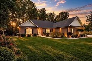 4031 Princeton Pl, Gainesville, GA 30507 - Photo 2