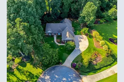 4031 Princeton Place, Gainesville, GA 30507 - Photo 4