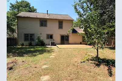 844 Chapman Circle, Stone Mountain, GA 30088 - Photo 2