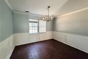844 Chapman Cir, Stone Mountain, GA 30088 - Photo 4