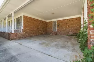 2710 Tanglewood Trail, Atlanta, GA 30344 - Photo 48