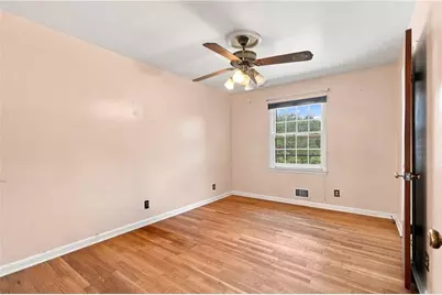 2710 Tanglewood Trail, Atlanta, GA 30344 - Photo 30