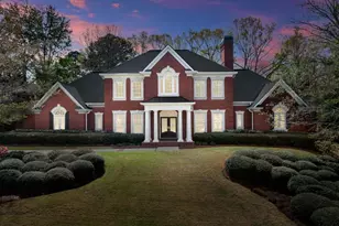2520 Heritage Ct, Buford, GA 30518 - Photo 2