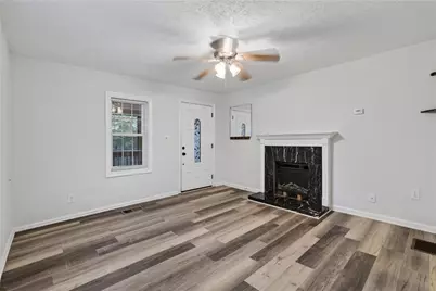 89 Silas King Street, Buford, GA 30518 - Photo 10