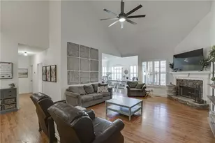 363 Durham Dr, Hoschton, GA 30548 - Photo 10