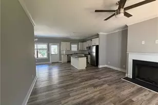 8850 Four Mile Creek Rd, Gainesville, GA 30506 - Photo 8