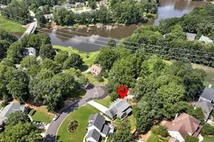 2462 Collins Port Cove, Suwanee, GA 30024 - Photo 2