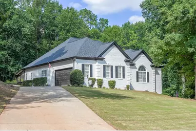 151 Dumar Lane, Hoschton, GA 30548 - Photo 1