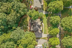 135 Grand Ave, Suwanee, GA 30024 - Photo 2