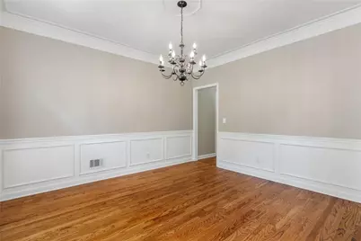135 Grand Avenue, Suwanee, GA 30024 - Photo 8