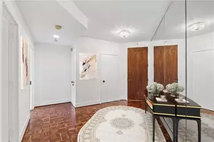 2660 Peachtree Rd NW, Atlanta, GA 30305 - Photo 2