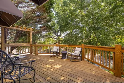 1075 High Point Drive NE, Atlanta, GA 30306 - Photo 10
