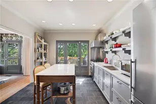 1075 High Point Dr NE, Atlanta, GA 30306 - Photo 6