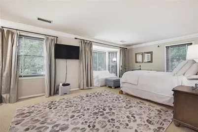 1075 High Point Drive NE, Atlanta, GA 30306 - Photo 16