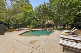 12350 Charlotte Dr, Alpharetta, GA 30004 - Photo 22