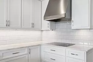 700 Park Regency Pl NE, Atlanta, GA 30326 - Photo 44