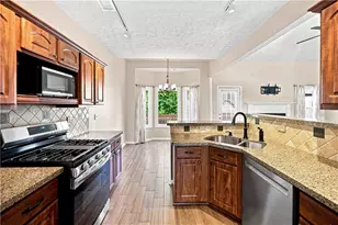 4085 Berkeley Park Dr, Duluth, GA 30096 - Photo 14