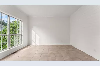 5665 Kennemore Drive, Alpharetta, GA 30004 - Photo 4