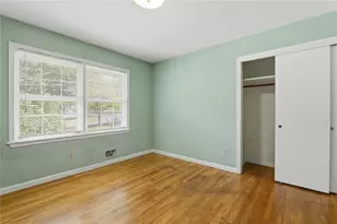 4367 Abingdon Dr, Stone Mountain, GA 30083 - Photo 16