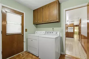 4367 Abingdon Dr, Stone Mountain, GA 30083 - Photo 14