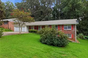 4367 Abingdon Dr, Stone Mountain, GA 30083 - Photo 2