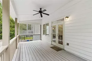 1634 Gilstrap Ln NW, Atlanta, GA 30318 - Photo 22