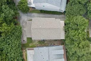 1634 Gilstrap Ln NW, Atlanta, GA 30318 - Photo 38