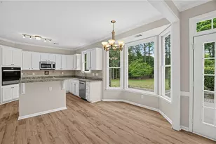 110 Hidden Lake, Fayetteville, GA 30215 - Photo 6