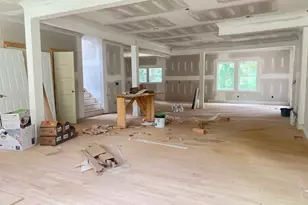 155 Watson Cir SE, Atlanta, GA 30317 - Photo 2