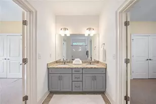 1929 Wildwood Pl NE, Atlanta, GA 30324 - Photo 20