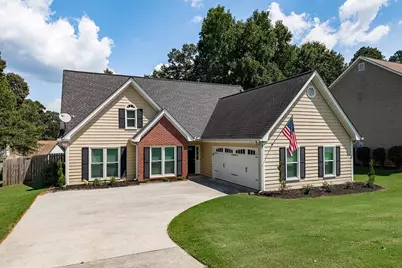 5685 Sugar Crossing Drive, Sugar Hill, GA 30518 - Photo 2